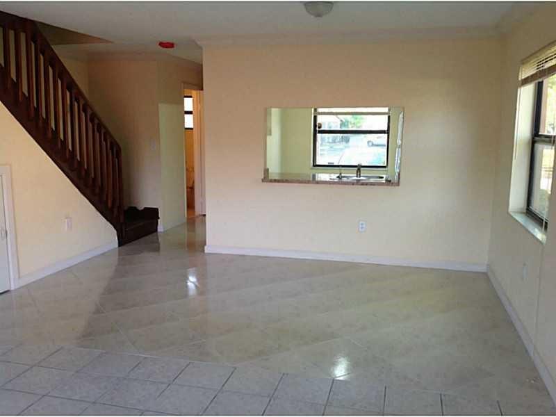 10527 Northwest 8th Street, Unit 10527 Pembroke Pines, FL 33026 - Photo 4 of 16