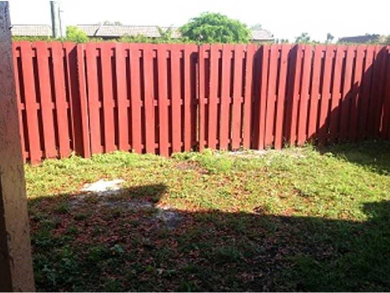 10527 Northwest 8th Street, Unit 10527 Pembroke Pines, FL 33026 - Photo 8 of 16