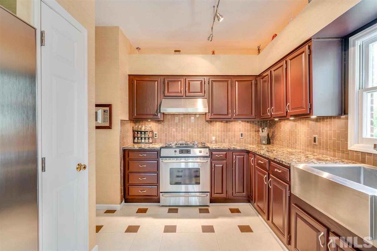 4513 Latrobe Court Raleigh, NC 27604 - Photo 11 of 29 Gallery Image 11