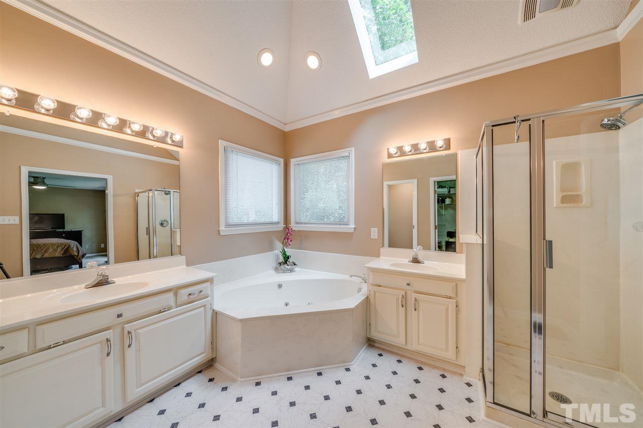 4513 Latrobe Court Raleigh, NC 27604 - Photo 21 of 29 Gallery Image 21