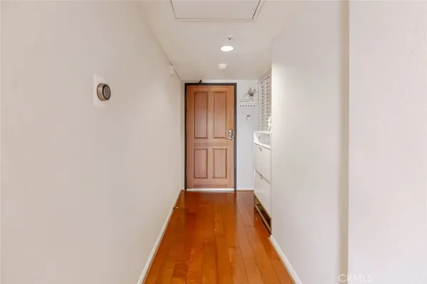 $490,000 | 11124 Burbank Boulevard, Unit 101, North Hollywood, CA 91601