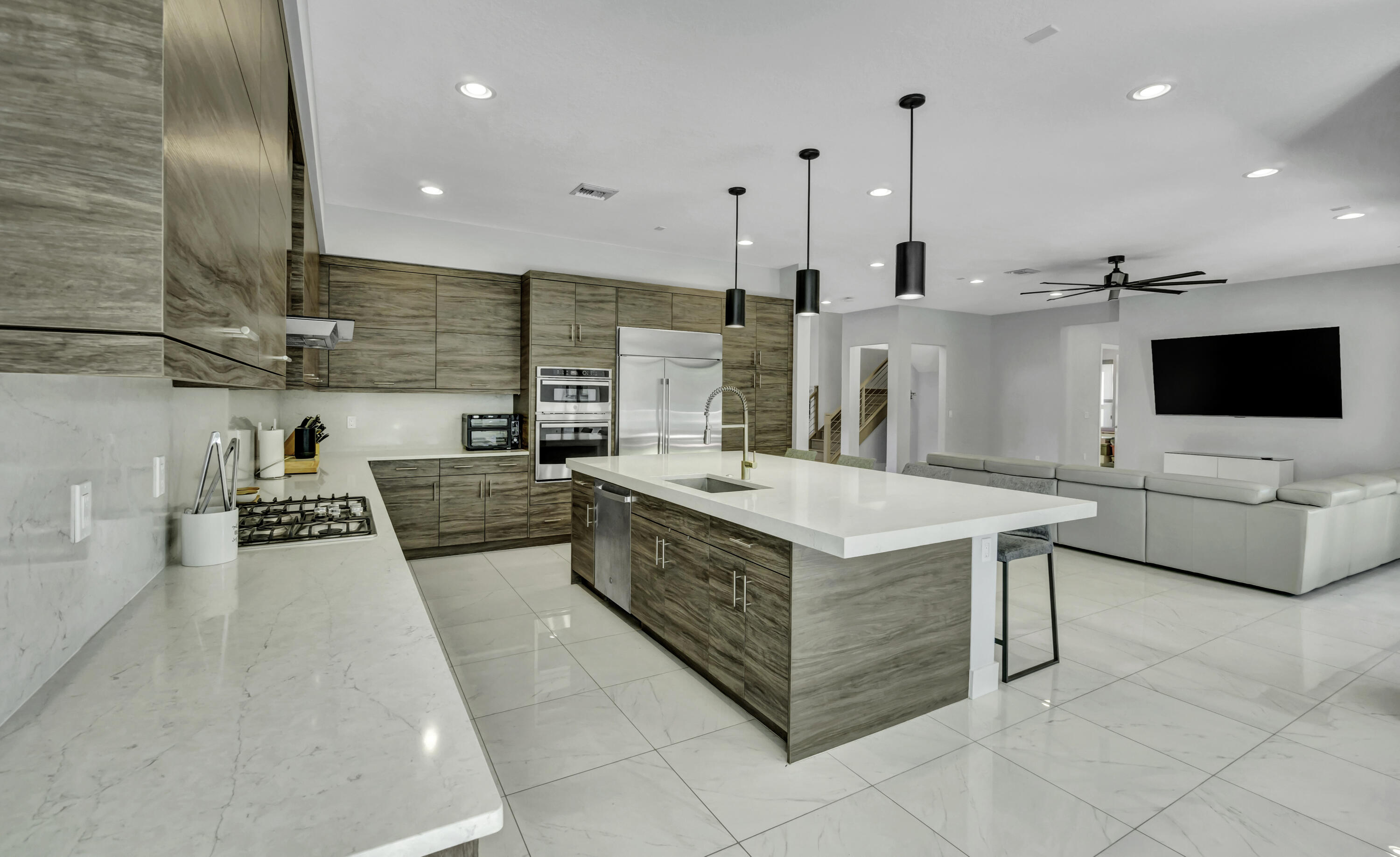 17081 Five Waters Avenue Boca Raton, FL 33496 - Photo 33 of 109 17081 Five Waters Ave Interior (13)