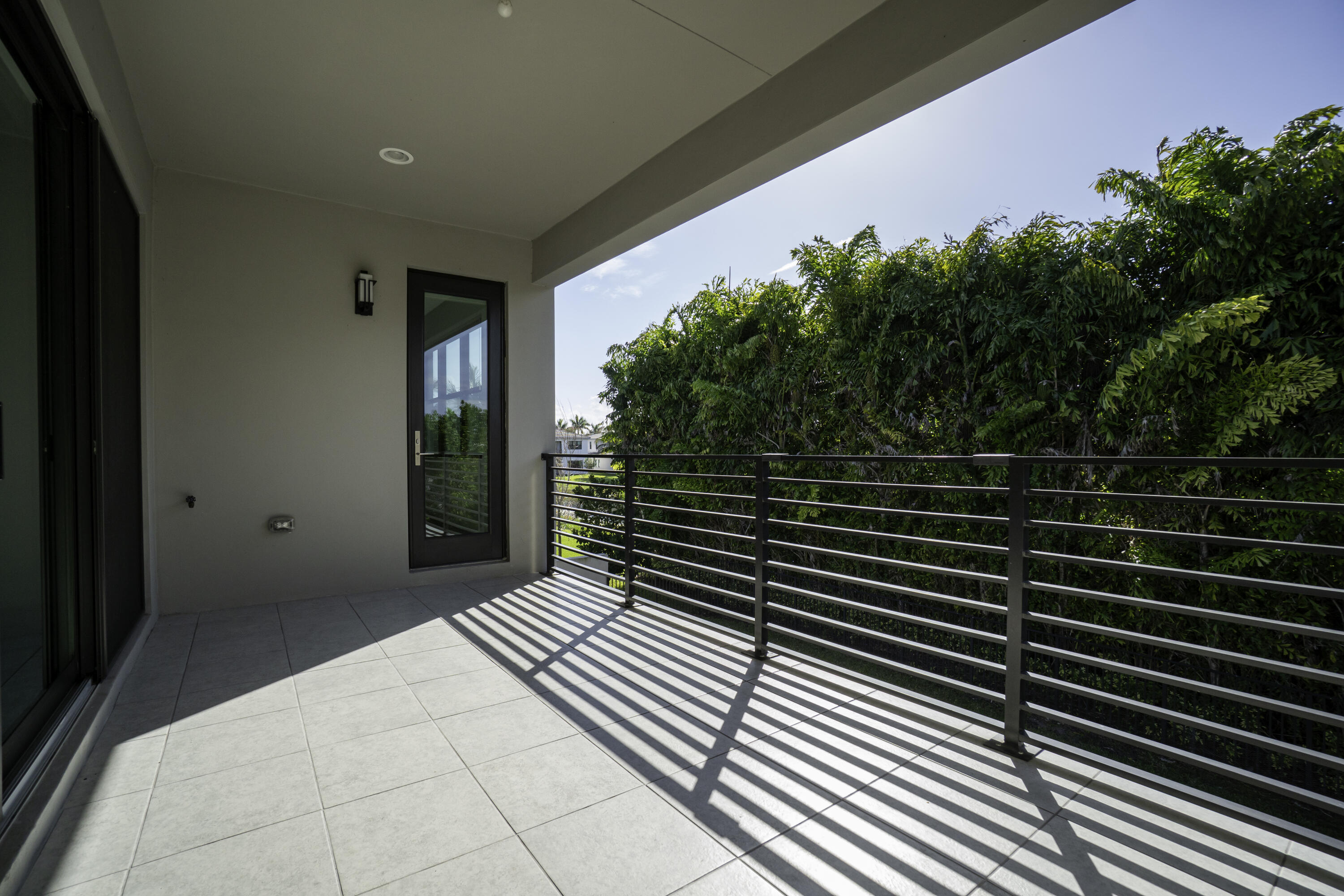 17081 Five Waters Avenue Boca Raton, FL 33496 - Photo 48 of 109 17081 Five Waters Ave Interior (47)