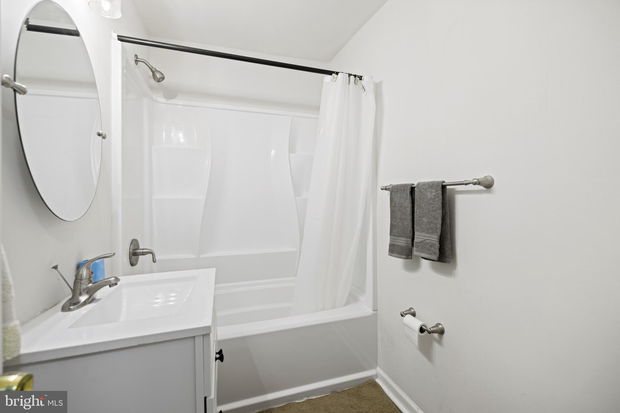 1003 Roffman Road Fredericksburg, VA 22401 - Photo 14 of 25 Full Bathroom