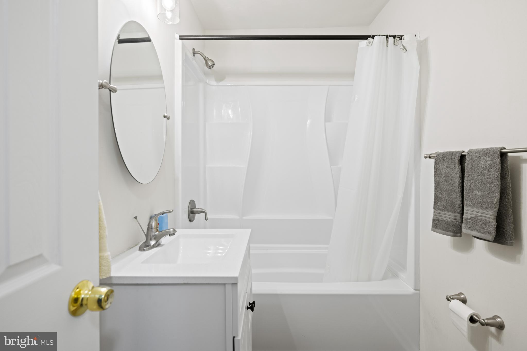 1003 Roffman Road Fredericksburg, VA 22401 - Photo 15 of 25 Full Bathroom