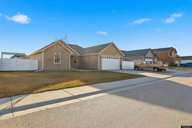 $435,000 | 2213 Inca Trail, Casper, WY 82601