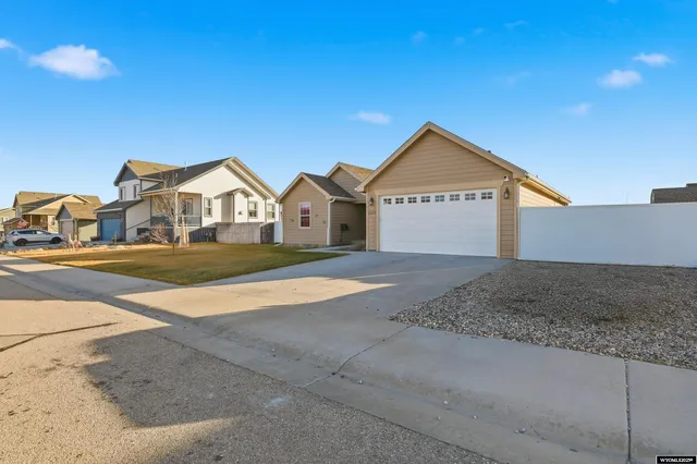 $435,000 | 2213 Inca Trail, Casper, WY 82601