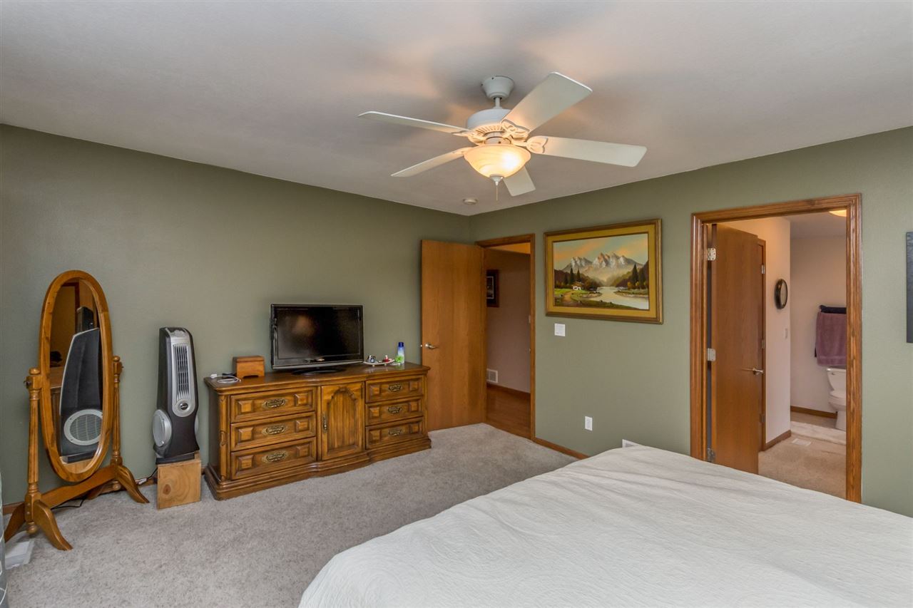 229 East Terrace Drive Center Point, IA 52213 - Photo 13 of 28 Gallery Image 13