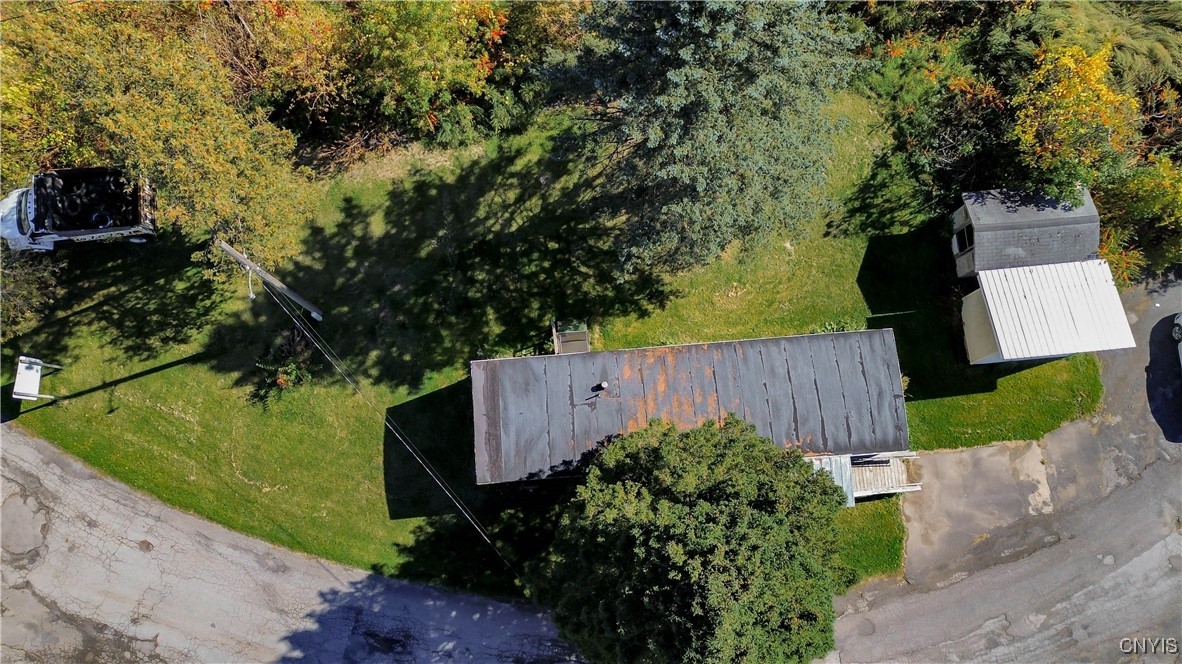 112 Mountain View Lane German Flatts, NY 13407 - Photo 3 of 21