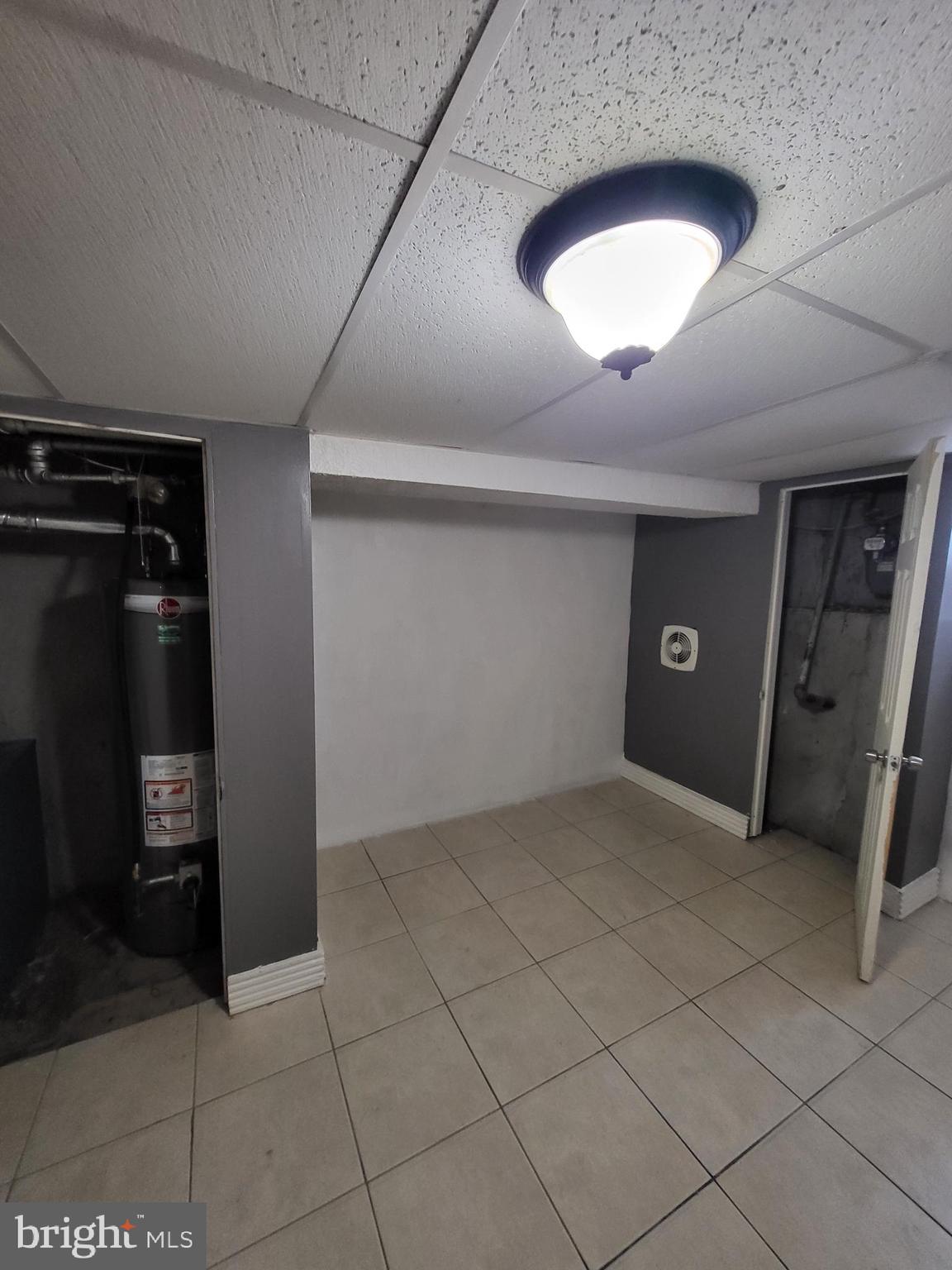 7103 Seaford Road Upper Darby, PA 19082 - Photo 35 of 40