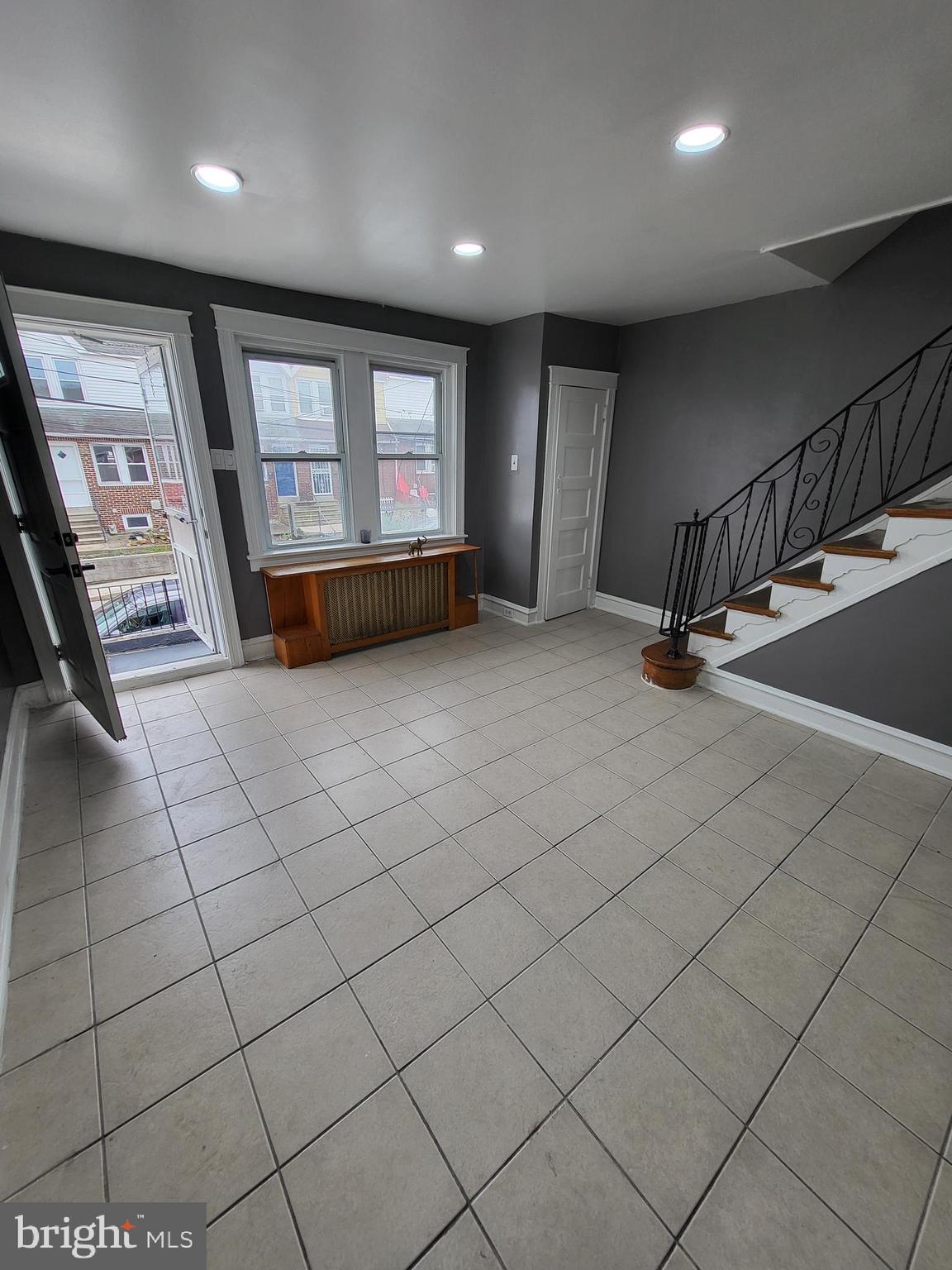 7103 Seaford Road Upper Darby, PA 19082 - Photo 7 of 40