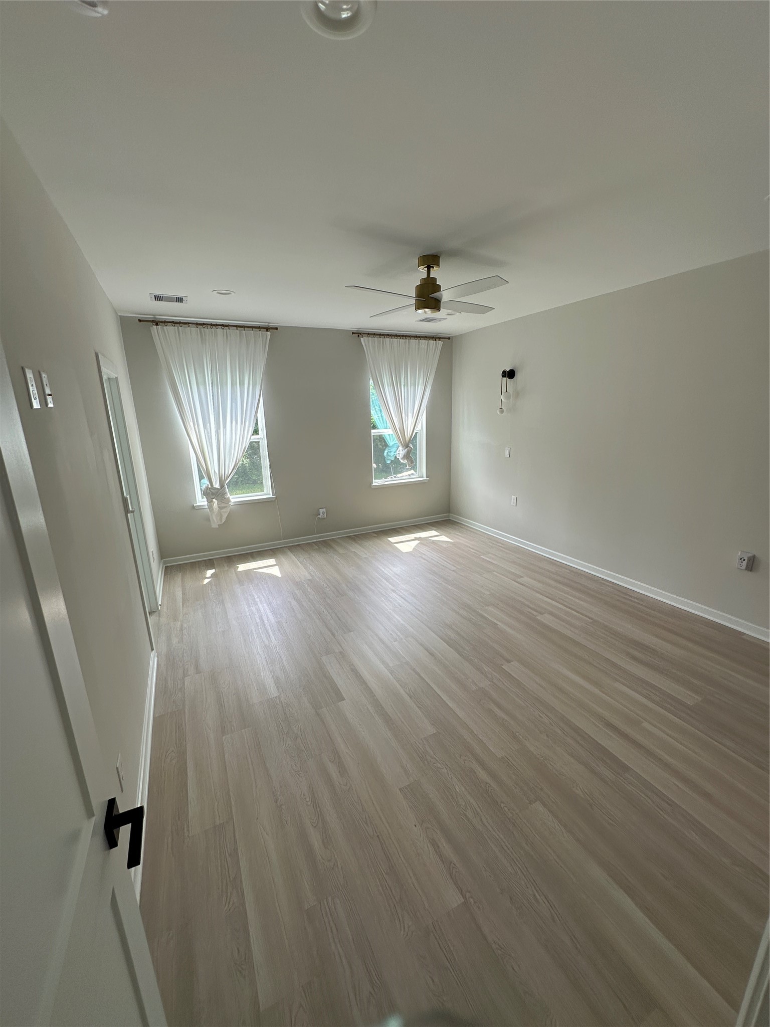 2032 West Tidwell Road Houston, TX 77091 - Photo 10 of 32