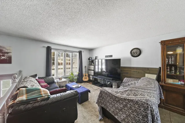 $199,900 | 2375 Windemere Drive, Jackson, MI 49202