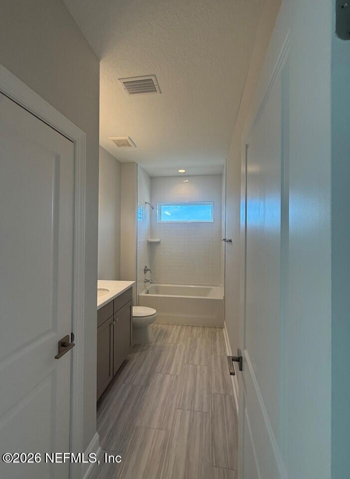 15 Mulberry Road Palm Coast, FL 32164 - Photo 18 of 22 Tiled Bath 3 w Linen Closet