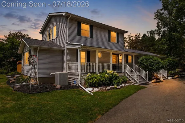 $414,900 | 1437 East Cook Road, Grand Blanc, MI 48439