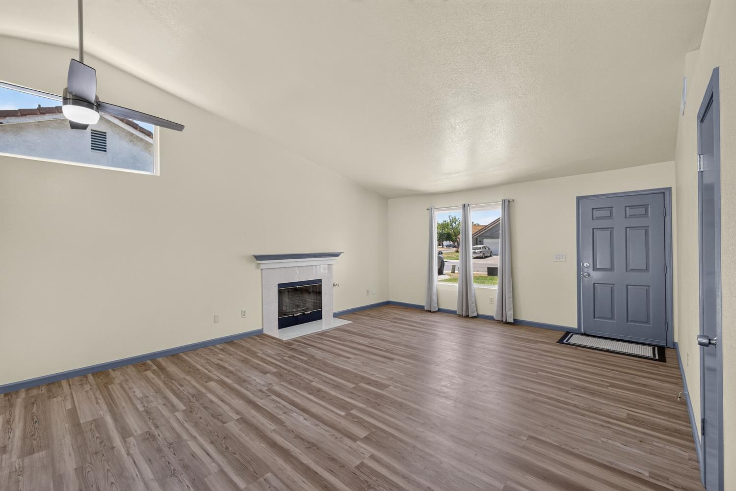 413 El Portal Court Merced, CA 95348 - Photo 7 of 31