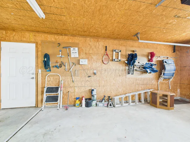 $2,700 | 1701 Rock Creek Road, Amarillo, TX 79124