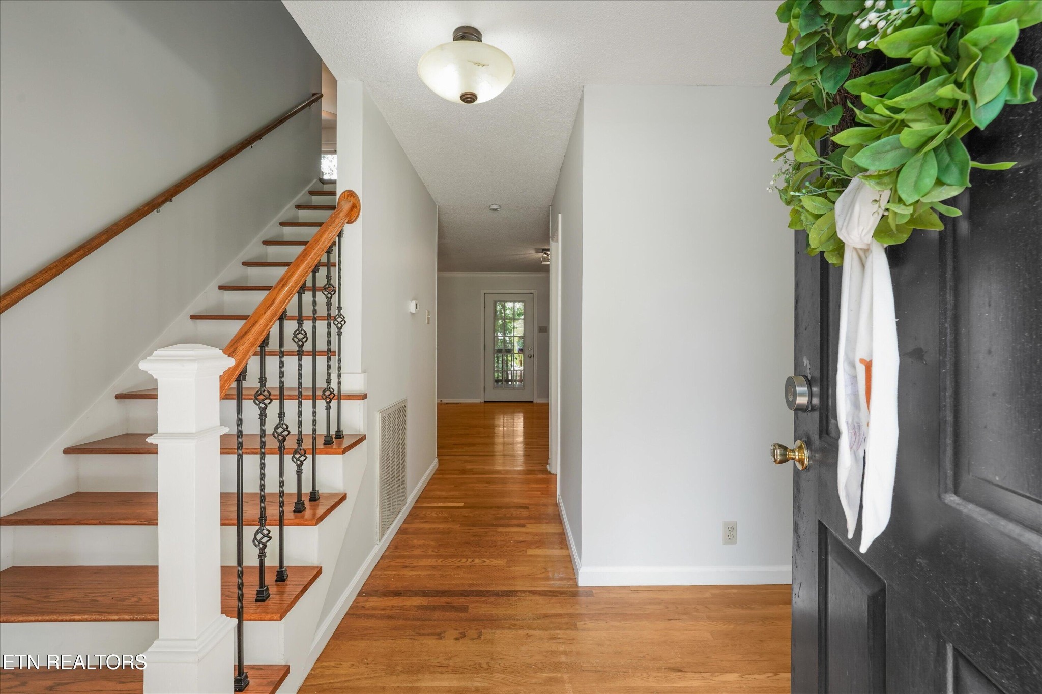 8621 Nubbin Ridge Road Knoxville, TN 37923 - Photo 4 of 40 Gallery Image 4