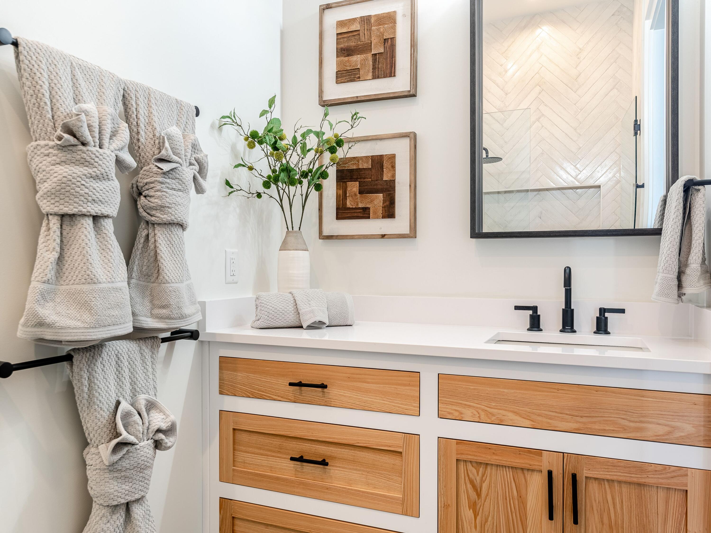 124 Hilltop Drive Santa Rosa Beach, FL 32459 - Photo 29 of 65 a bathroom with a sink and a mirror