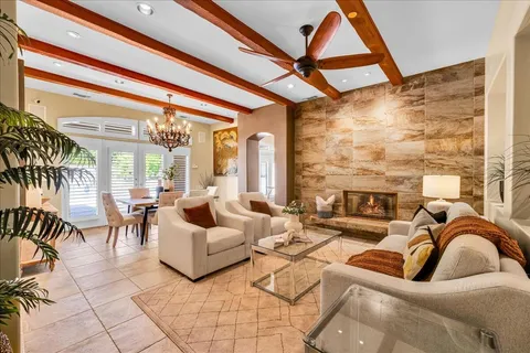 $2,250,000 | 696 East Vereda Sur, Palm Springs, CA 92262