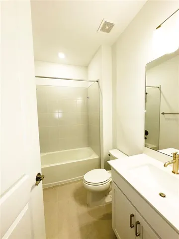 $3,000 | 10011 Long Meadow Avenue, Parrish, FL 34219