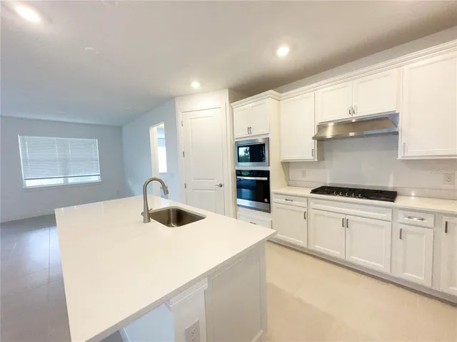 $3,000 | 10011 Long Meadow Avenue, Parrish, FL 34219