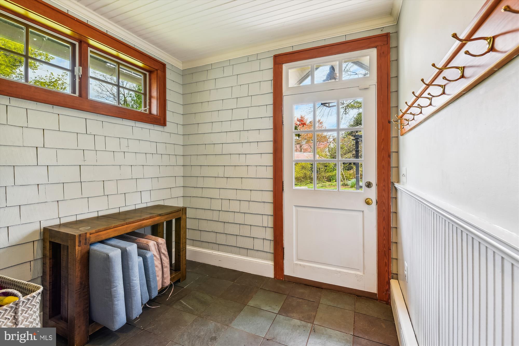 205 Ridgewood Road Baltimore, MD 21210 - Photo 31 of 71 Mudroom- perfect spot for shoes& coats,