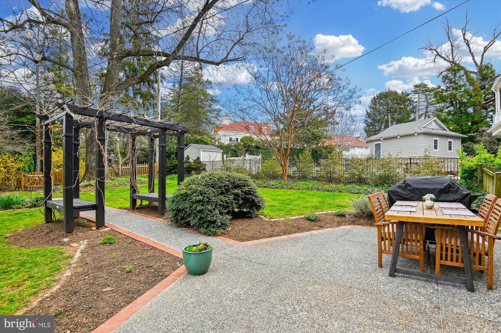 205 Ridgewood Road Baltimore, MD 21210 - Photo 61 of 71 Aggregate Patio & Walkway