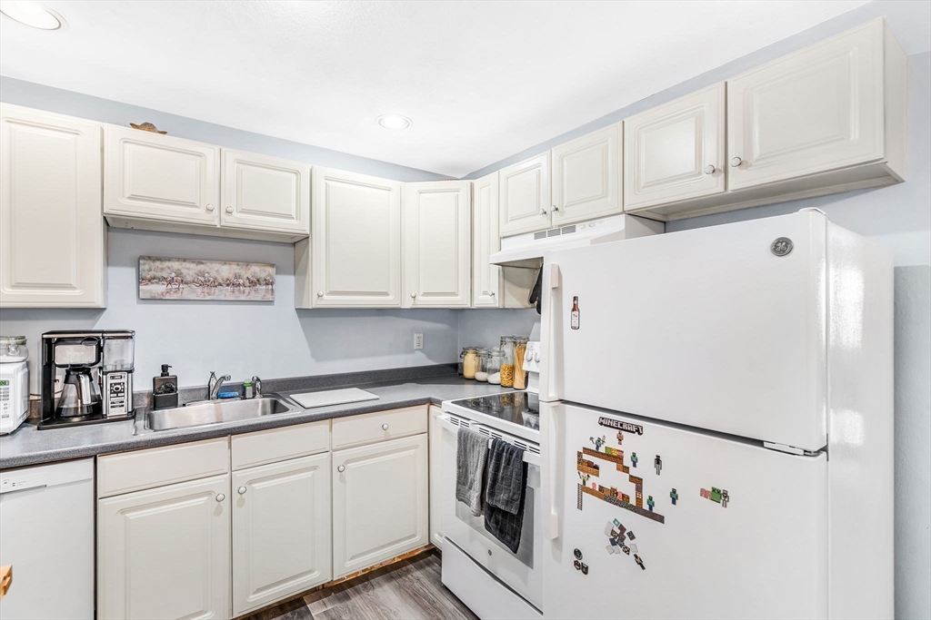 243 Boston Post Road East, Unit 6 Marlborough, MA 01752 - Photo 2 of 28 Gallery Image 2