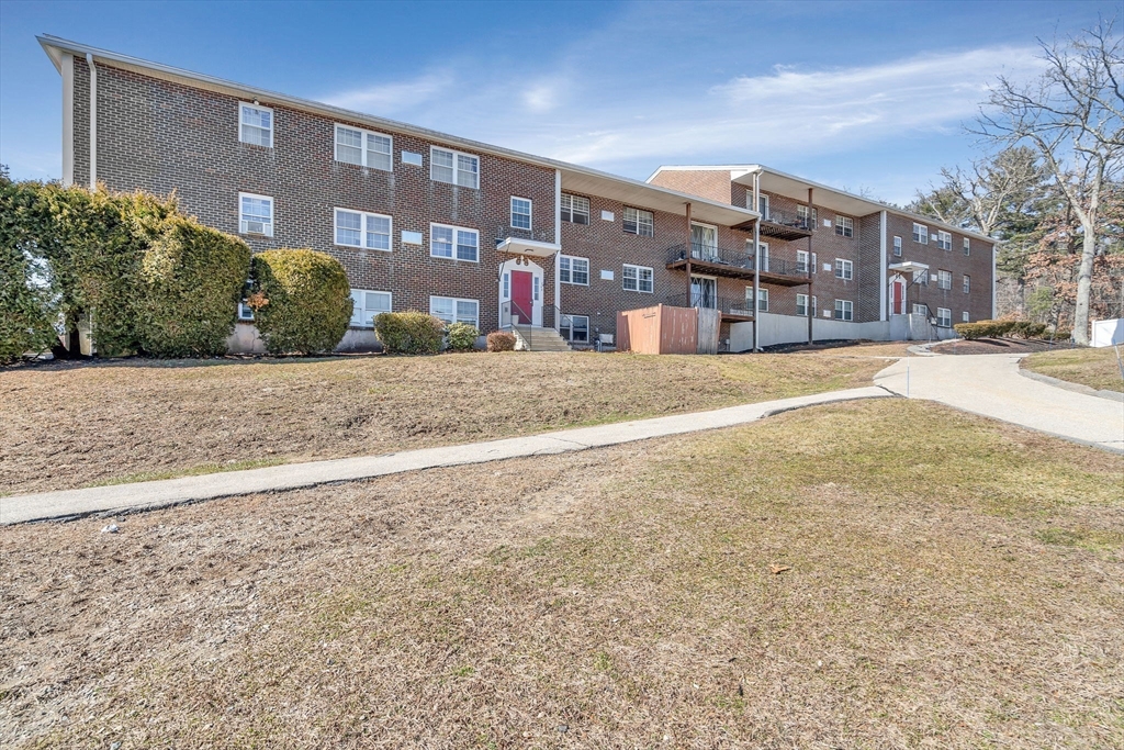 243 Boston Post Road East, Unit 6 Marlborough, MA 01752 - Photo 23 of 28 Gallery Image 23