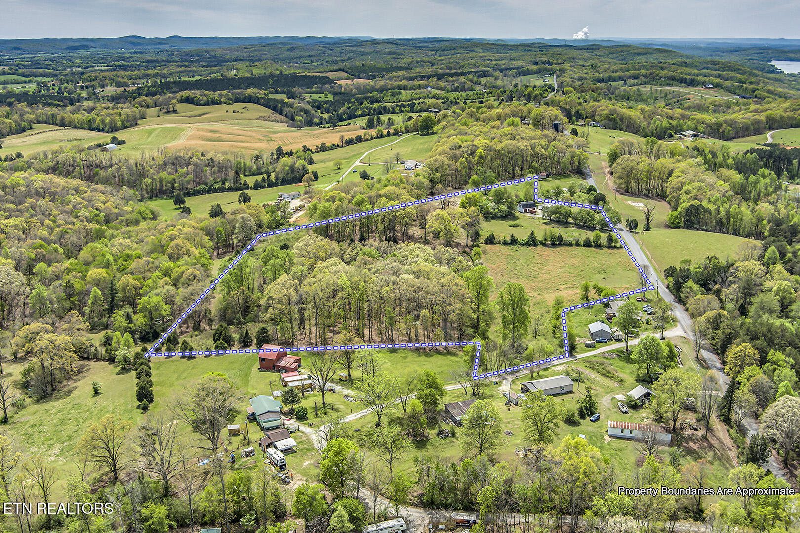 223 Reed Road Ten Mile, TN 37880 - Photo 33 of 40 33_ReedRoad_223_Birdseye_S