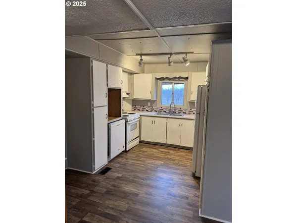 $30,000 | 53752 Appleton Road, Unit 61, Milton Freewater, OR 97862