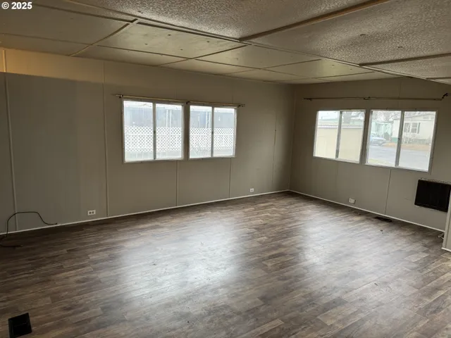 $30,000 | 53752 Appleton Road, Unit 61, Milton Freewater, OR 97862