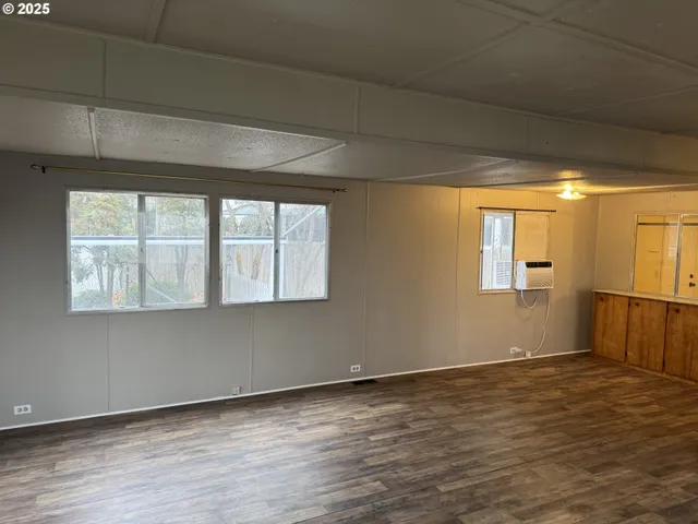 $30,000 | 53752 Appleton Road, Unit 61, Milton Freewater, OR 97862