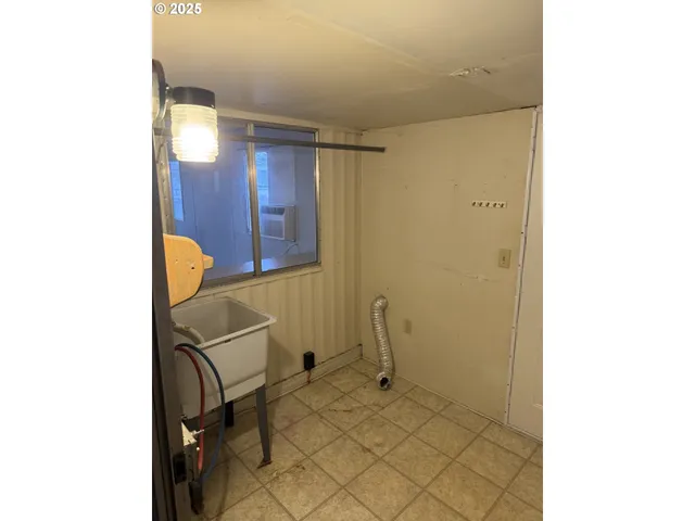 $30,000 | 53752 Appleton Road, Unit 61, Milton Freewater, OR 97862