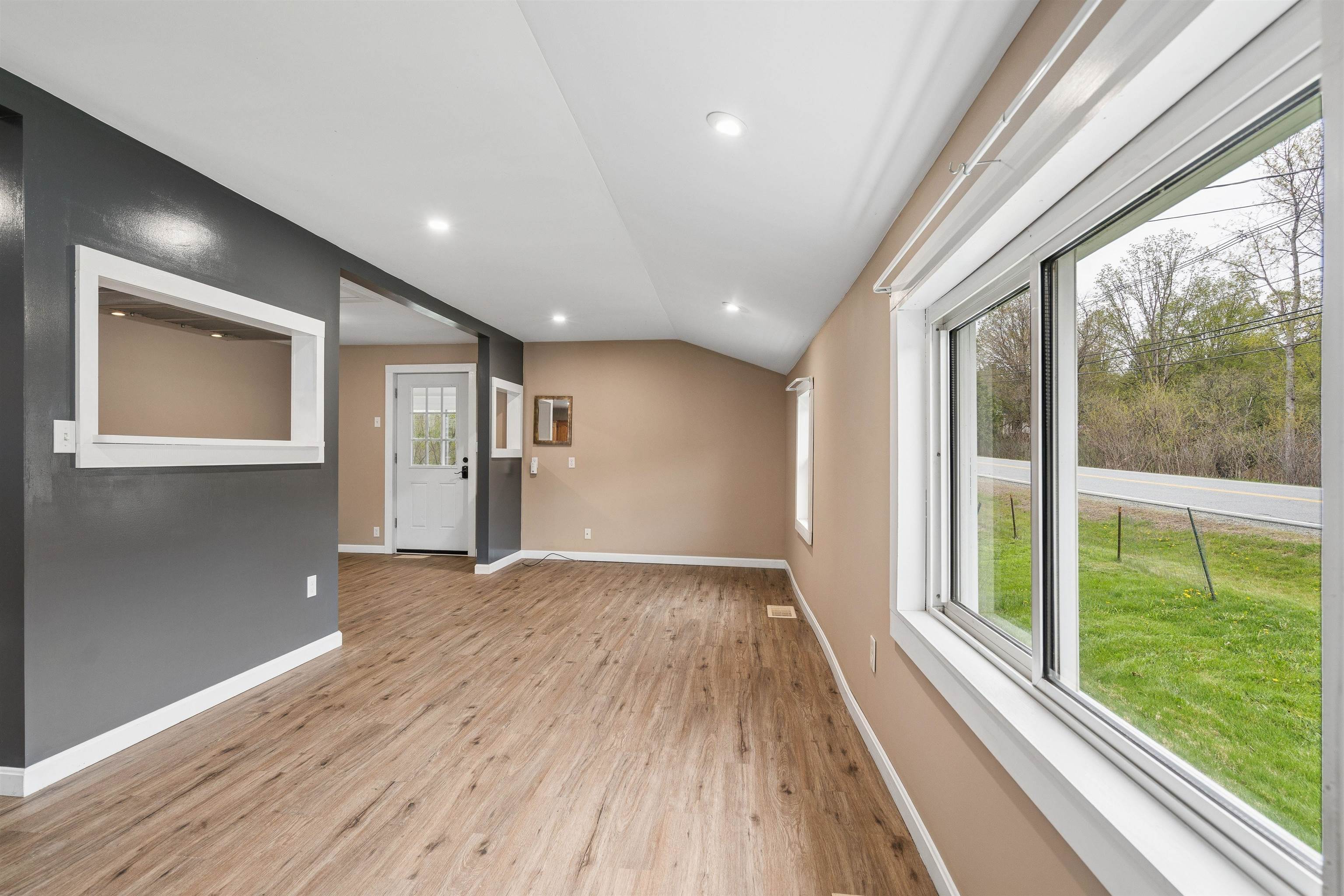 278 Meriden Road Lebanon, NH 03766 - Photo 6 of 34 Gallery Image 6