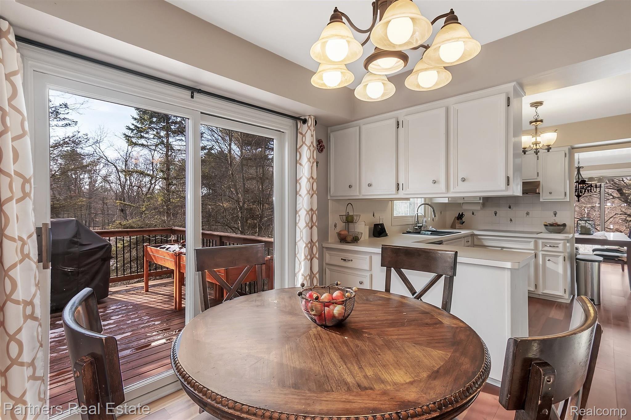 1859 Echo Hills Road Howell, MI 48855 - Photo 18 of 73 19-1859 Echo Hills Rd-windowstill-r.jpg
