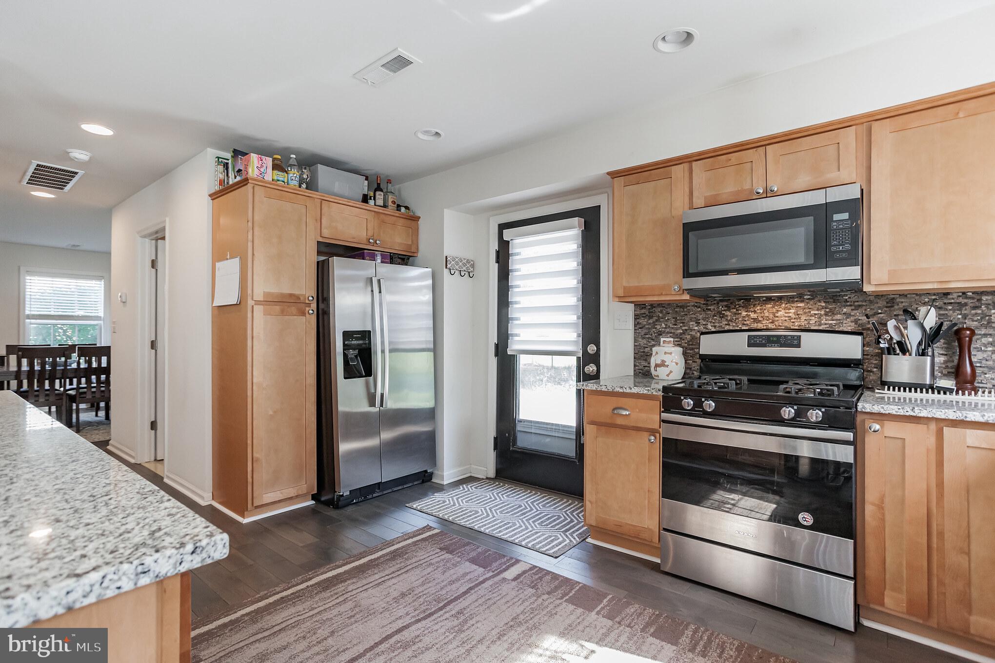 532 Winding Road Lansdale, PA 19446 - Photo 7 of 30 Kitchen