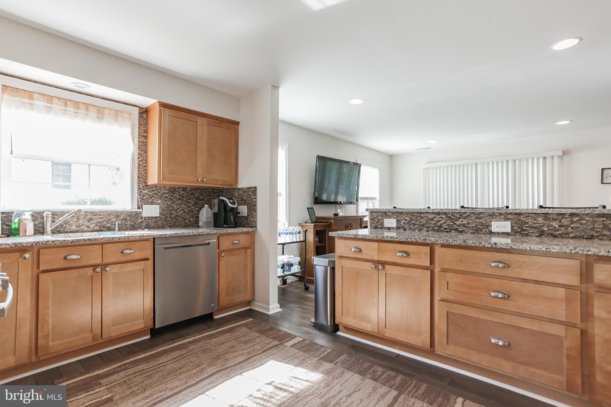 532 Winding Road Lansdale, PA 19446 - Photo 8 of 30 Kitchen