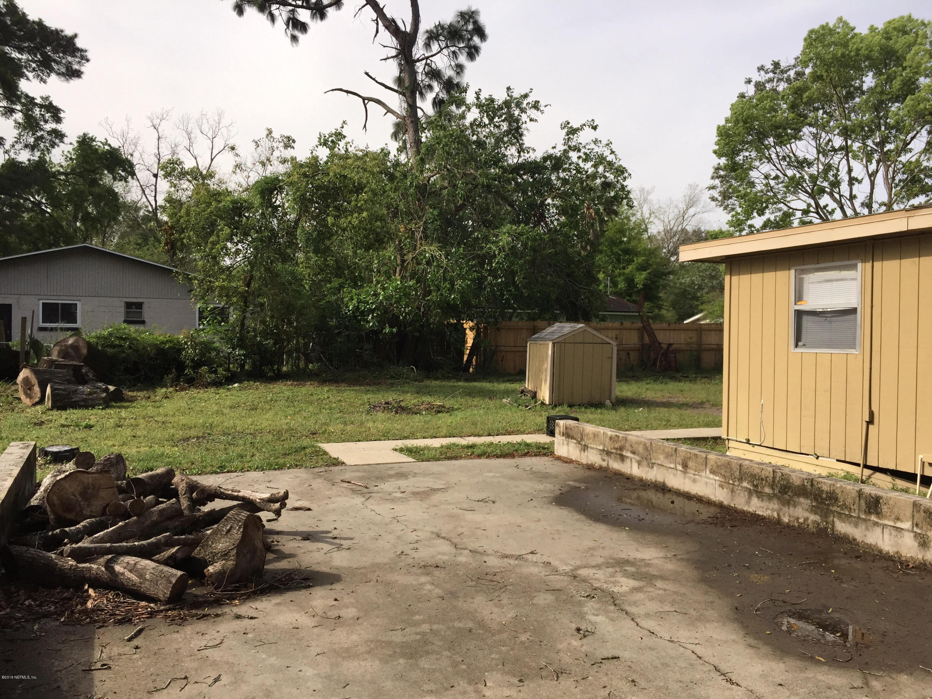 2838 Myrtis Road Jacksonville, FL 32218 - Photo 2 of 8 Backyard