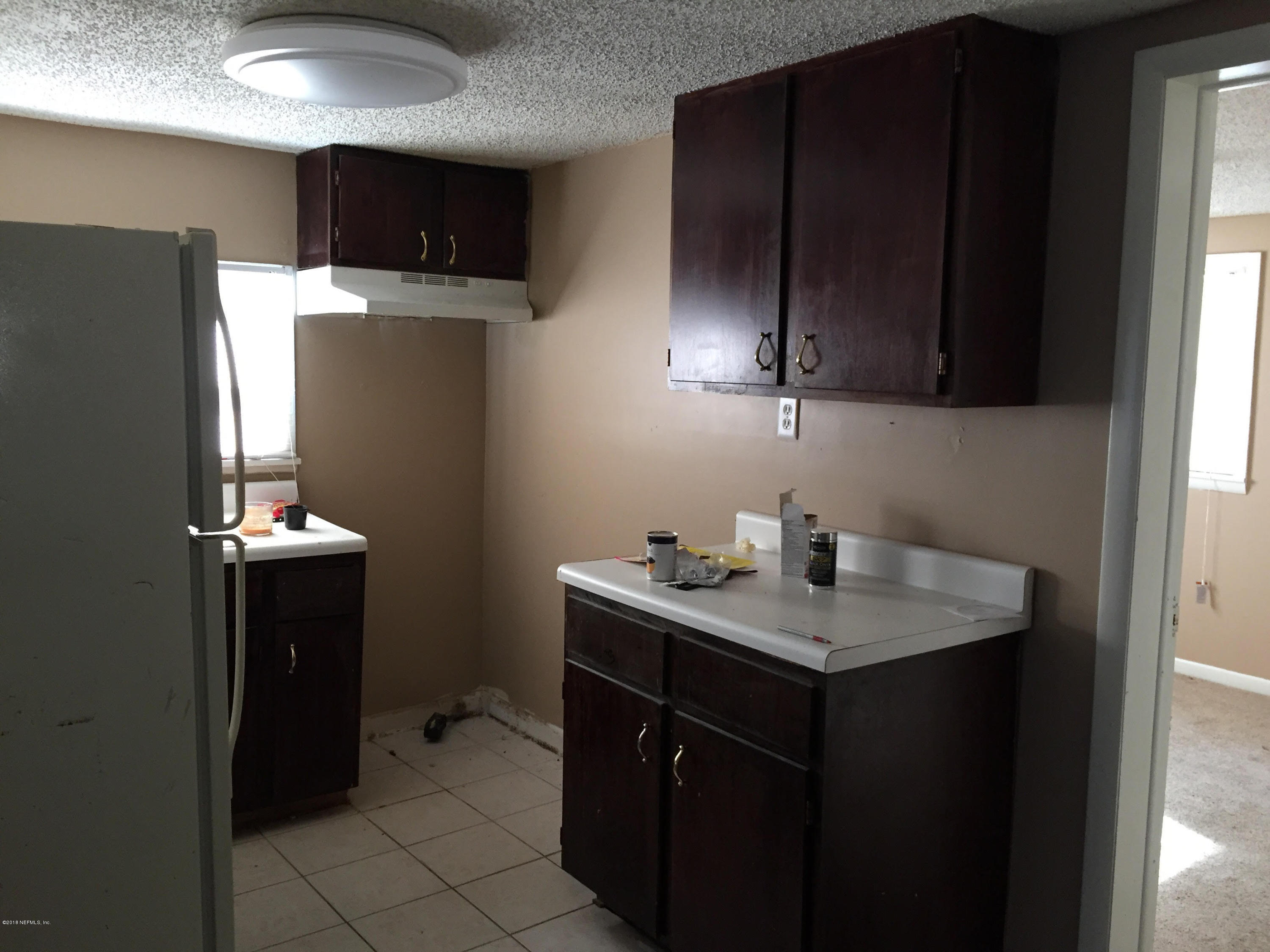 2838 Myrtis Road Jacksonville, FL 32218 - Photo 5 of 8 Kitchen
