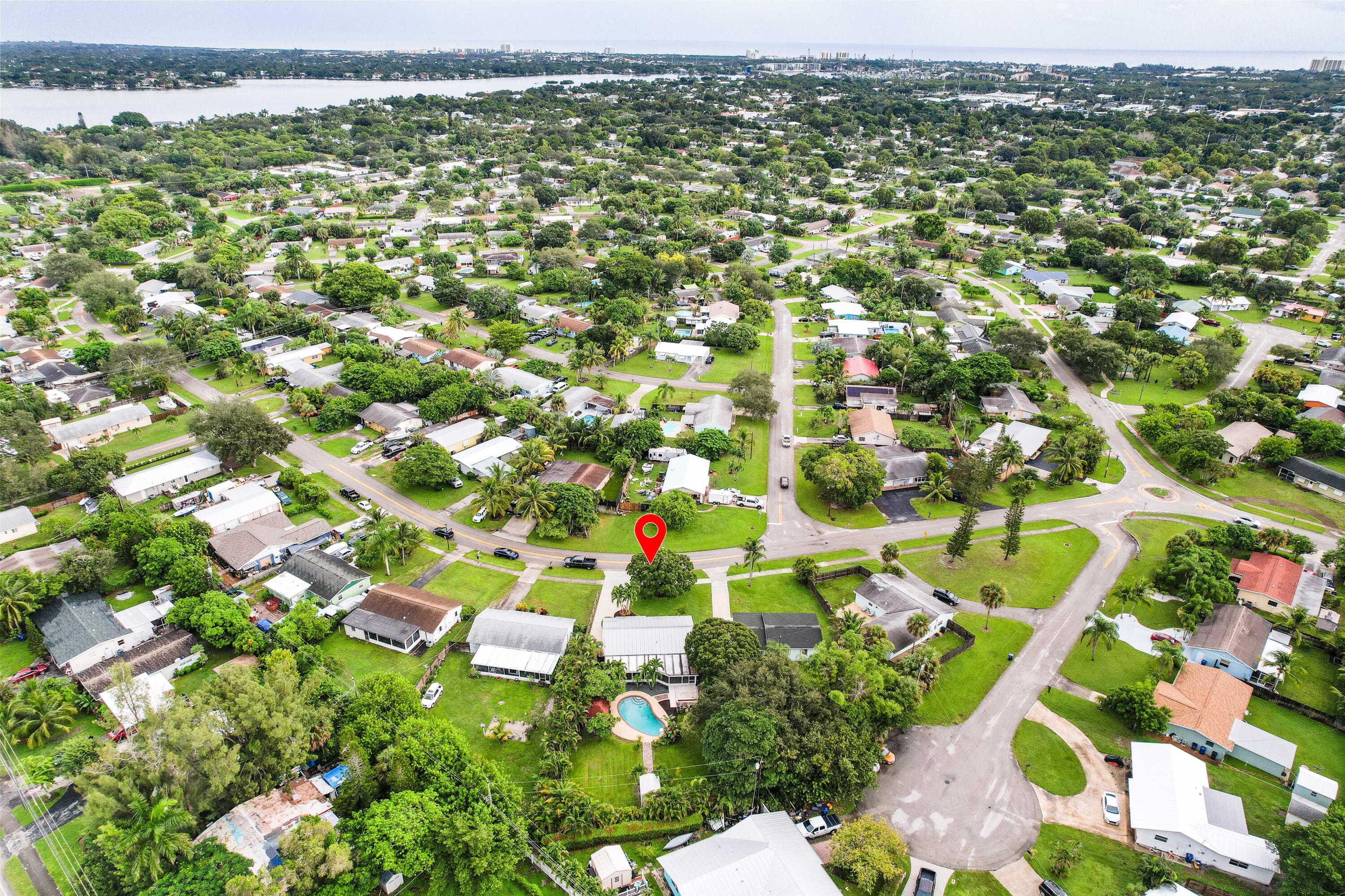 212 West Whitney Drive Jupiter, FL 33458 - Photo 21 of 23 a view of a city