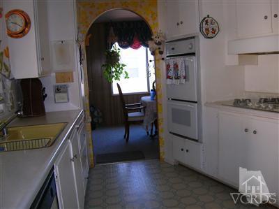 195 Tierra Rejada Road, Unit 128 Simi Valley, CA 93065 - Photo 4 of 10 Additional Photo