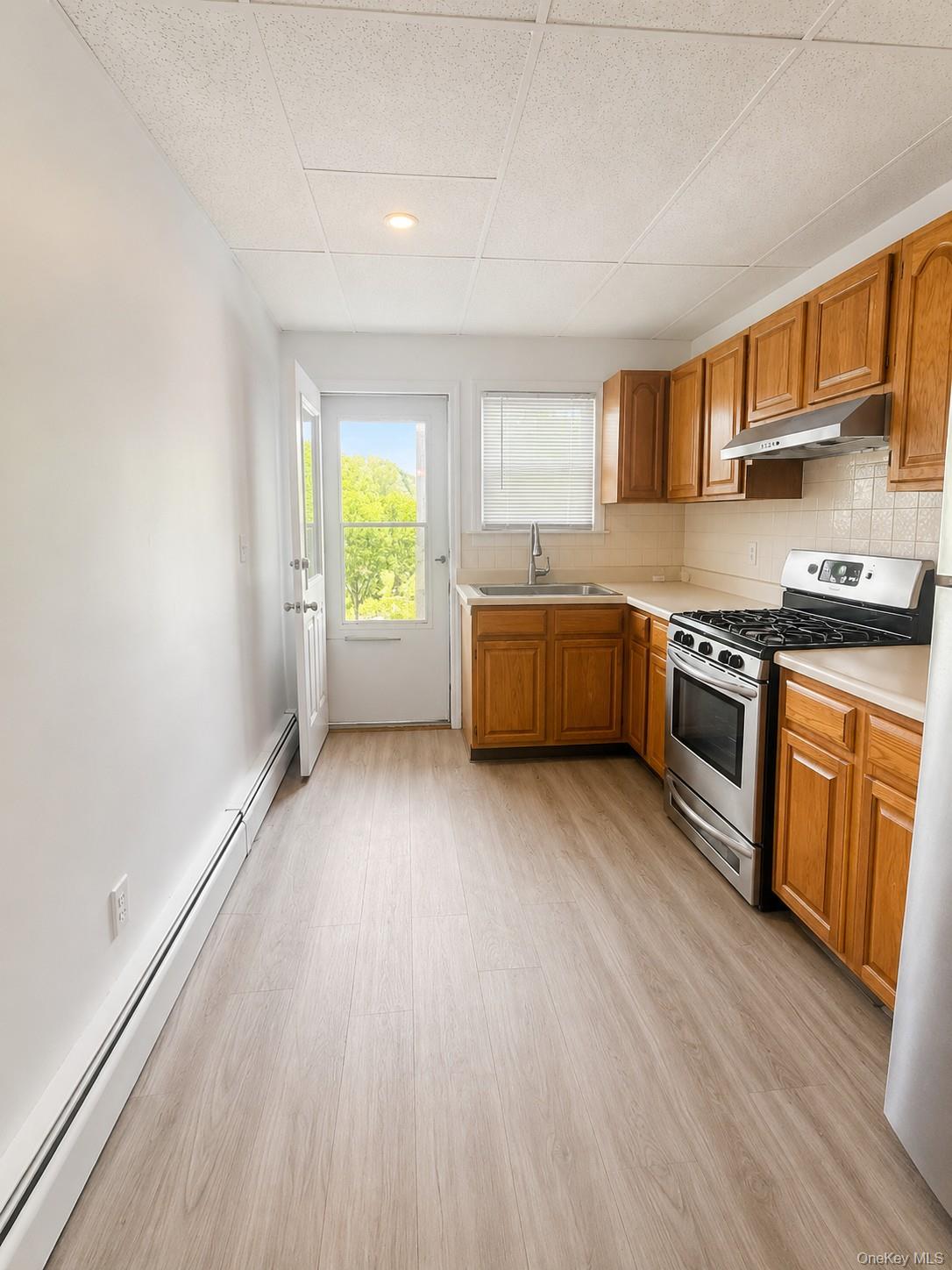45 Hampton Road Marlboro, NY 12542 - Photo 6 of 7