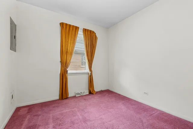 $300,000 | 11900 Ann Street, Blue Island, IL 60406