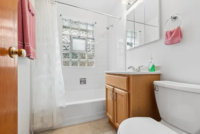 $300,000 | 11900 Ann Street, Blue Island, IL 60406