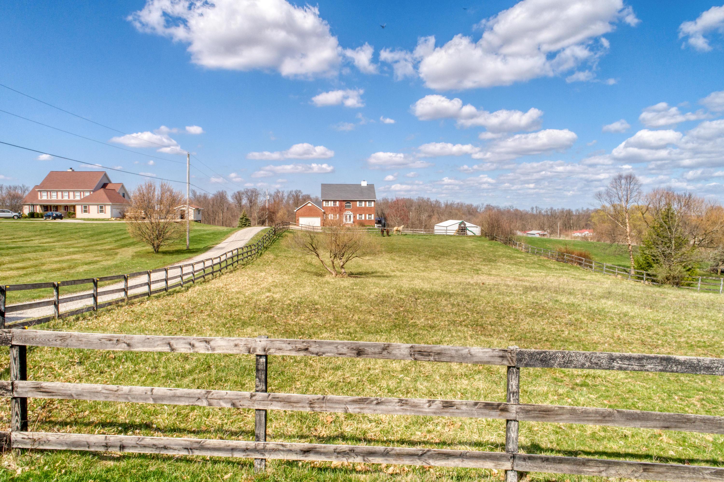 5156 Lithopolis Road Northwest Lancaster, OH 43130 - Photo 2 of 60 Gallery Image 2