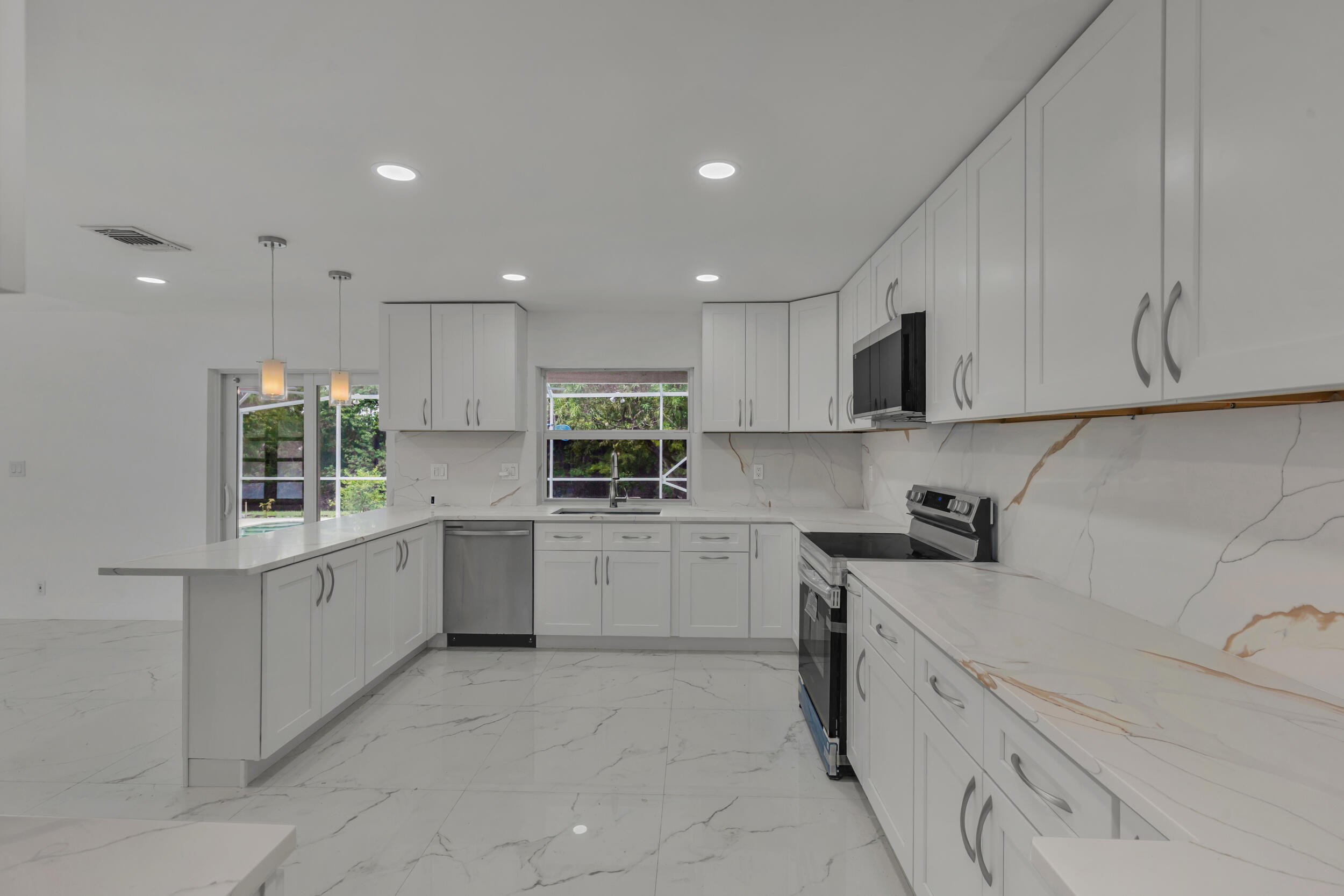 21452 Woodchuck Lane Boca Raton, FL 33428 - Photo 29 of 48 29