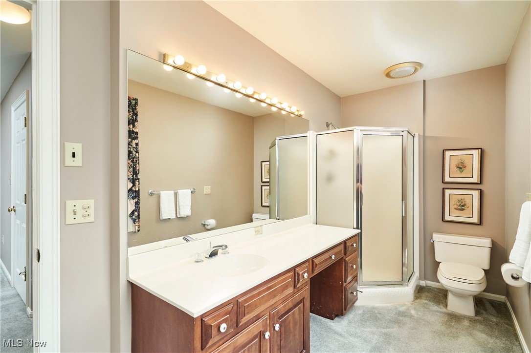 2930 Roundhill Road Akron, OH 44333 - Photo 18 of 34