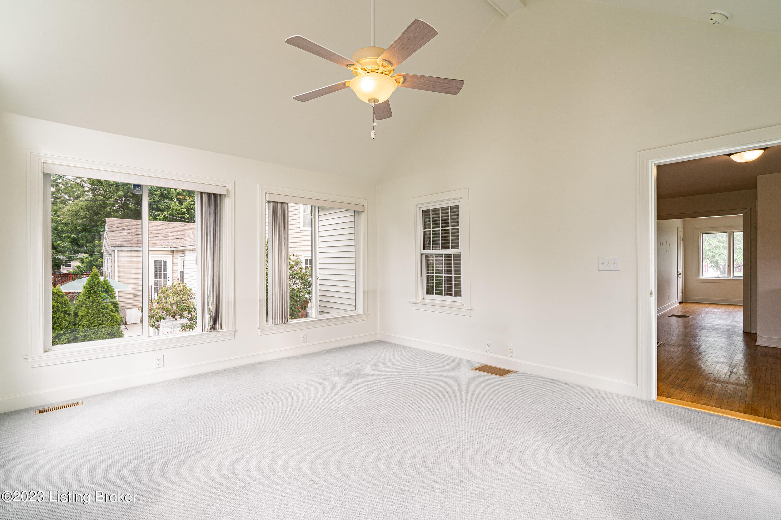 4020 Gloucester Road Louisville, KY 40207 - Photo 16 of 46 4020 Gloucester Rd-25